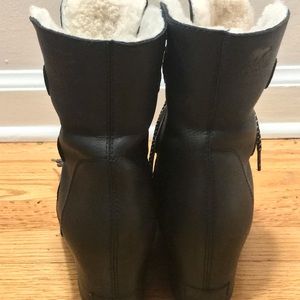 Sorel Joan of Arctic Wedge Shearling 9.5